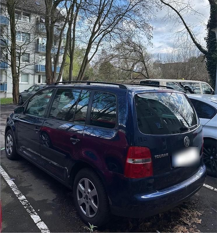 Gebraucht VW Touran 105 PS (77 kW) 2005 Blau Van / Kleinbus