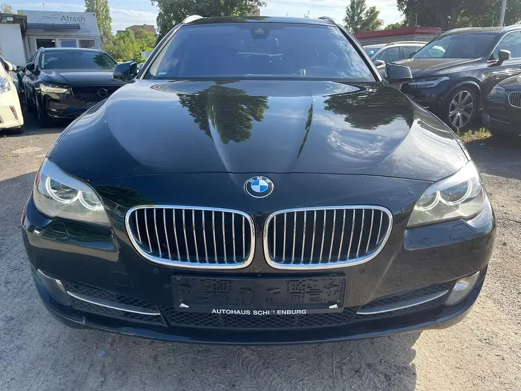 Gebraucht BMW 525 Comfort Edition 218 PS (160 kW) 2012 Schwarz Limousine