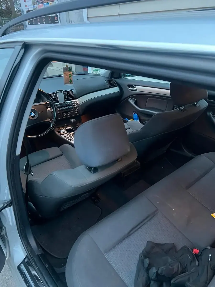 Gebraucht BMW 330 231 PS (169 kW) 2005 Silber Kombi
