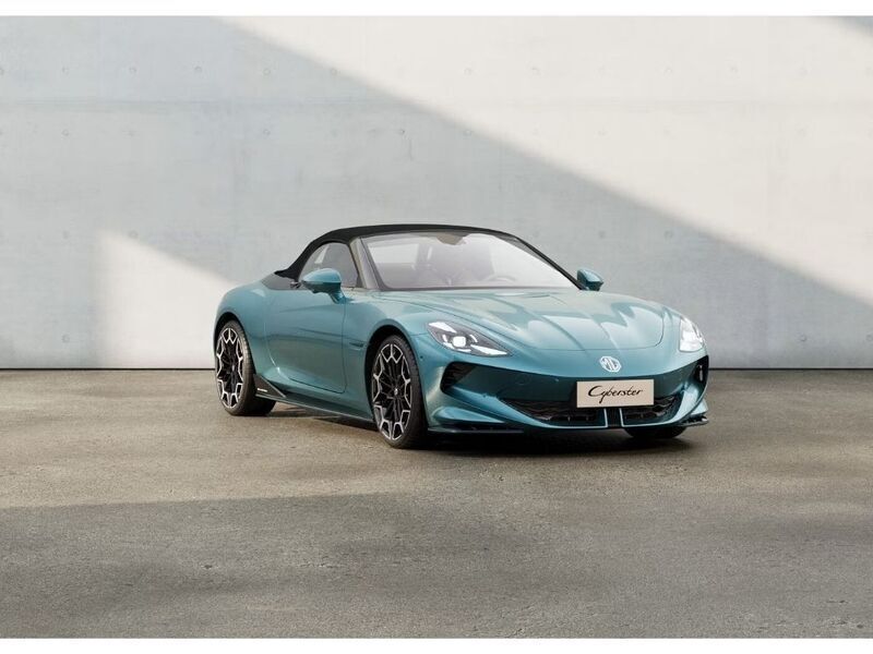 Neu MG Cyberster 250 kW (340 PS) 2025 Gruen Cabrio