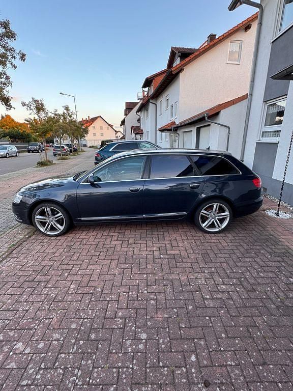 Blau Gebraucht 2010 Audi A6 Kombi | 5.900 € (Fairer Preis) - Bild 1/4