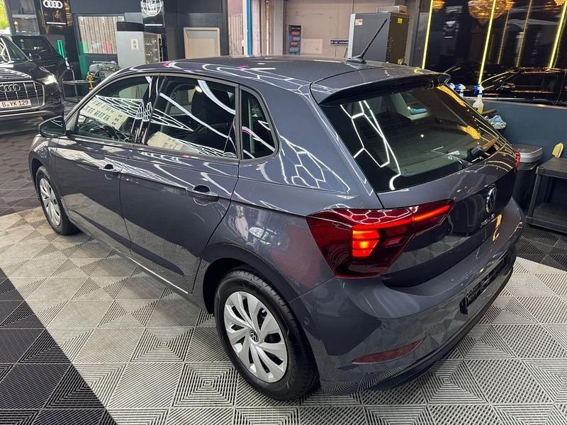 Gebraucht VW Polo Life 95 PS (69 kW) 2023 Grau Limousine