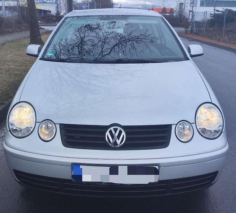 Gebraucht VW Polo Cricket 54 PS (39 kW) 2004 Silber Kleinwagen
