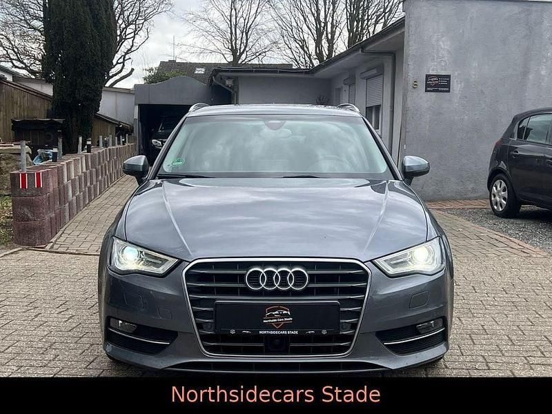 Gebraucht Audi A3 Ambition 105 PS (77 kW) 2014 Grau Limousine