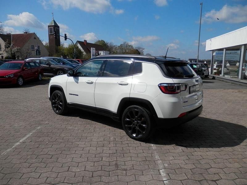 Gebraucht Jeep Compass 179 PS (131 kW) 2020 Weiß SUV