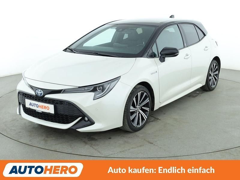 Weiß Gebraucht 2020 Toyota Corolla Team Limousine | 19.010 € (Fairer Preis) - Bild 1/3
