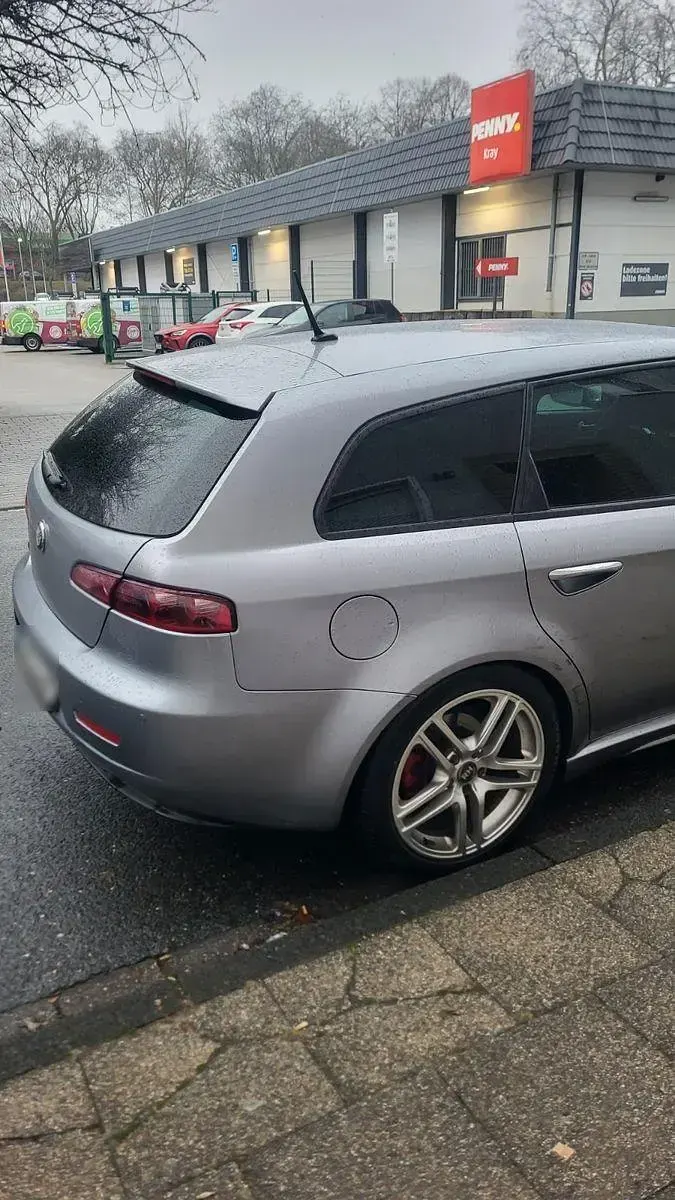 Gebraucht Alfa Romeo 159 Ti 150 PS (110 kW) 2009 Silber Kombi