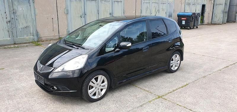 Gebraucht Honda Jazz 99 PS (72 kW) 2011 Schwarz Kleinwagen