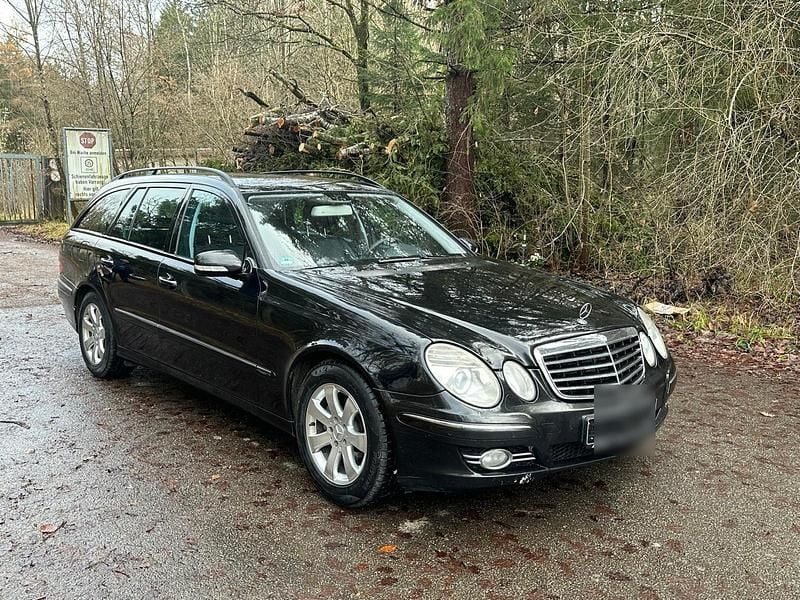 Gebraucht Mercedes E320 Avantgarde 224 PS (164 kW) 2007 Schwarz Kombi