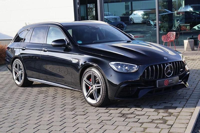 Gebraucht Mercedes E63S AMG AMG 612 PS (450 kW) 2023 Schwarz Limousine
