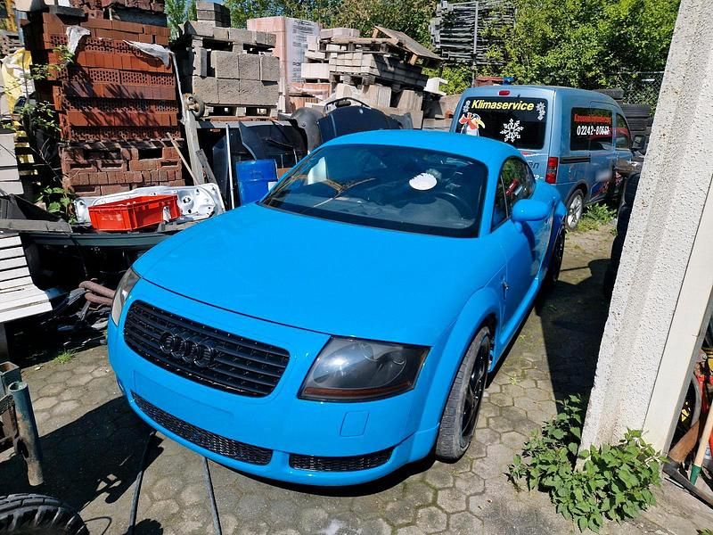 Usata Audi TT 224 CV (164 kW) 2000 Blu Coupé