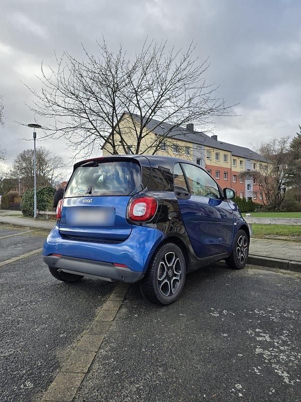 Gebraucht Smart ForTwo Coupé 90 PS (66 kW) 2016 Blau Coupé
