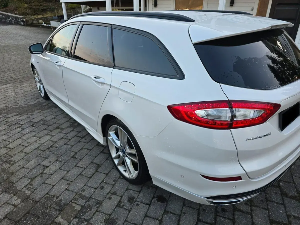 Gebraucht Ford Mondeo ST 179 PS (131 kW) 2017 Weiß Kombi