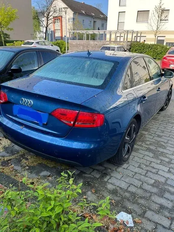 Gebraucht Audi A4 Ambiente 211 PS (155 kW) 2012 Blau Limousine