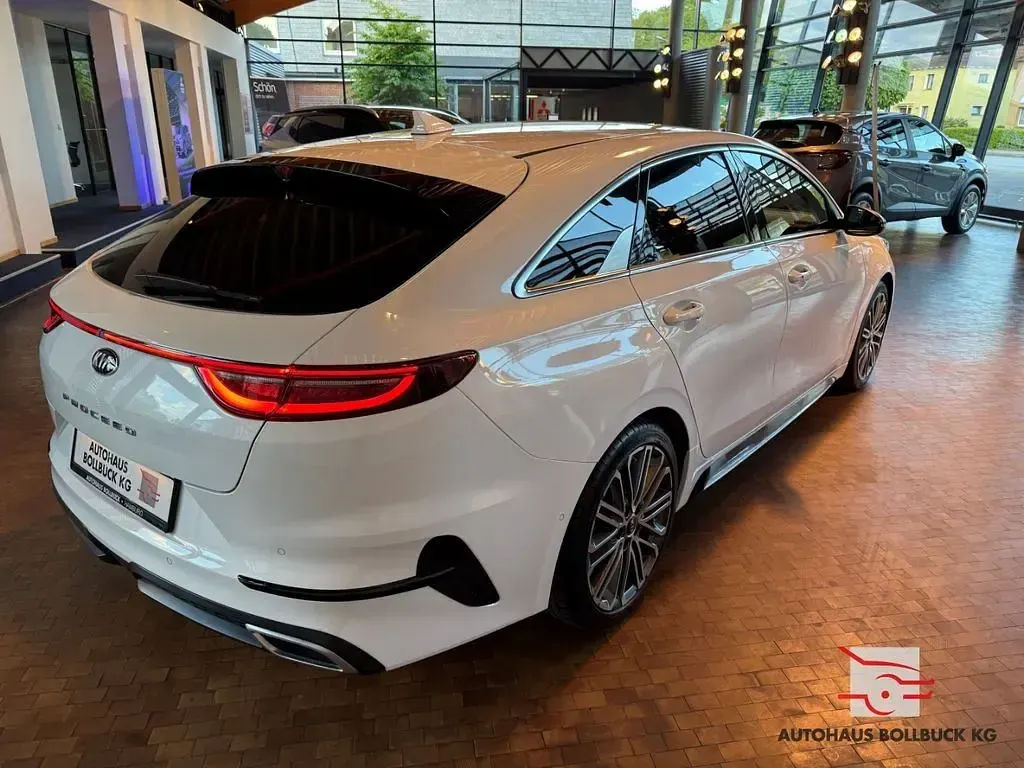 Gebraucht Kia ProCeed GT-Line 140 PS (102 kW) 2019 Weiß Kombi
