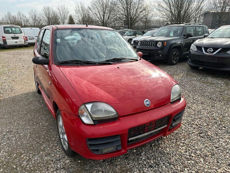 Rot Gebraucht 2002 Fiat Seicento Kleinwagen | 1.500 € (Etwas zu teuer) - Bild 1/4