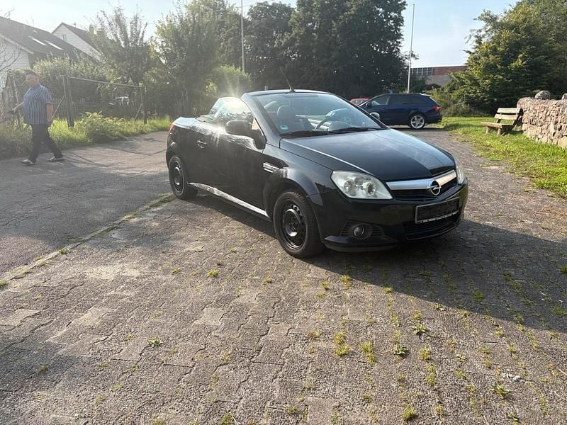 Schwarz Gebraucht 2007 Opel Tigra Cabrio | 1.600 € (Superpreis) - Bild 1/4