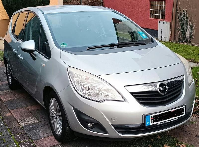 Silber Gebraucht 2013 Opel Meriva Active Van / Kleinbus | 5.600 € (Fairer Preis) - Bild 1/4