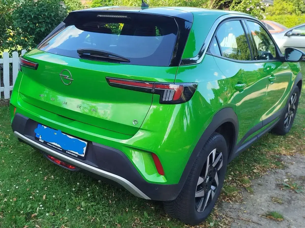 Gebraucht Opel Mokka-e Elegance 100 kW (136 PS) 2022 Grün SUV