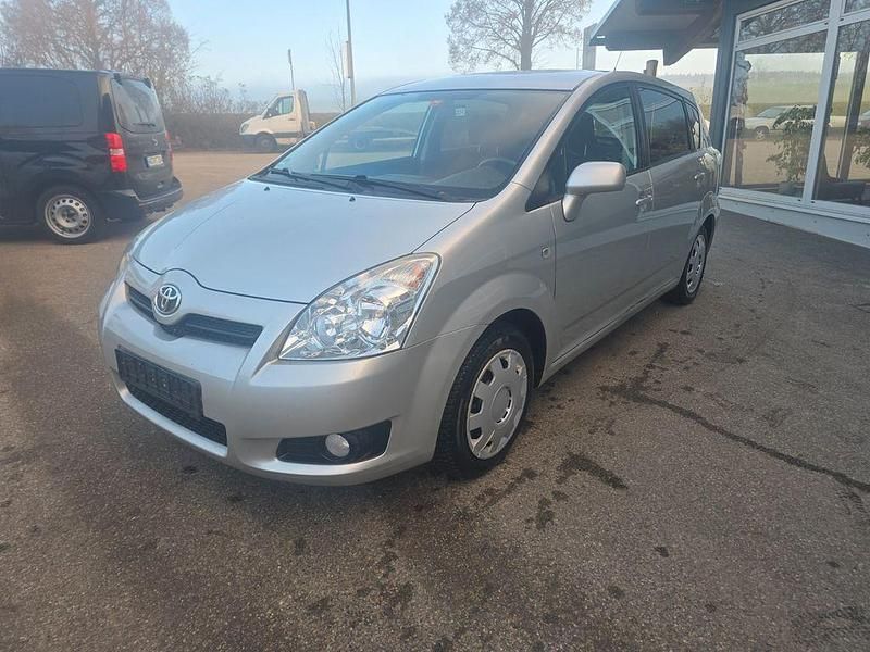 Silber Gebraucht 2008 Toyota Corolla Verso Sol Van / Kleinbus | 3.500 € (Guter Preis) - Bild 1/4