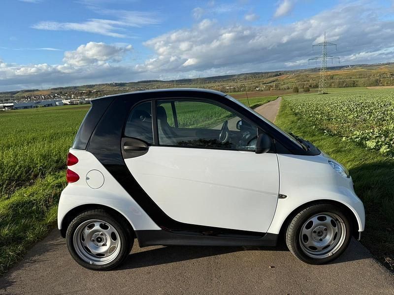Gebraucht Smart ForTwo Coupé 71 PS (52 kW) 2013 Weiß Coupé