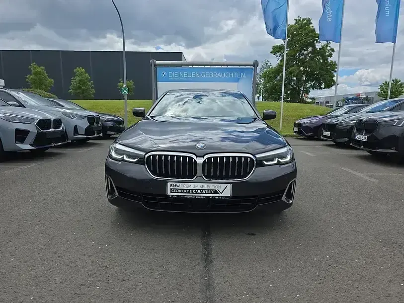 Gebraucht BMW 530 Efficient Dynamics 286 PS (210 kW) 2023 Grau Limousine