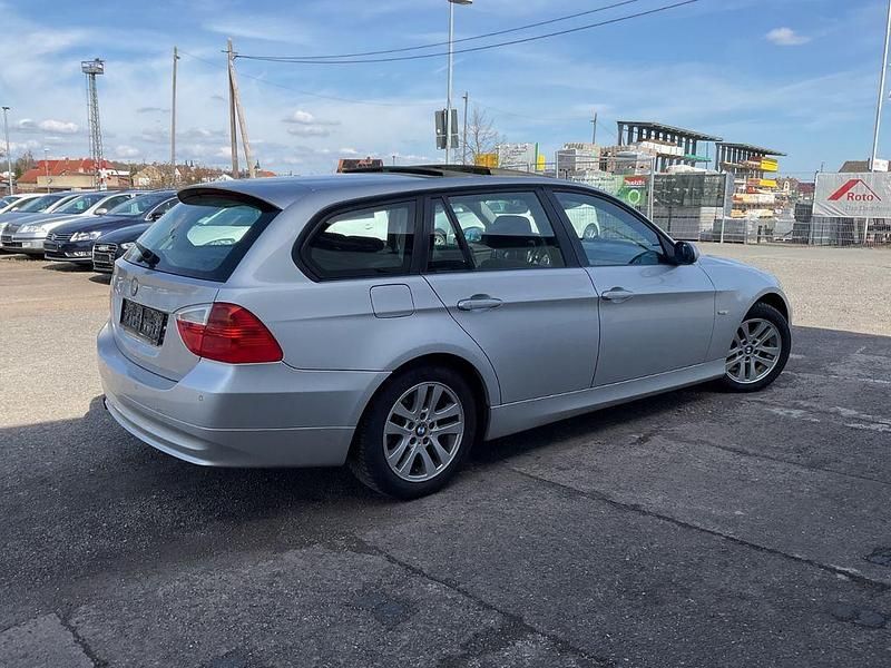 Gebraucht BMW 320 163 PS (119 kW) 2006 Silber Kombi