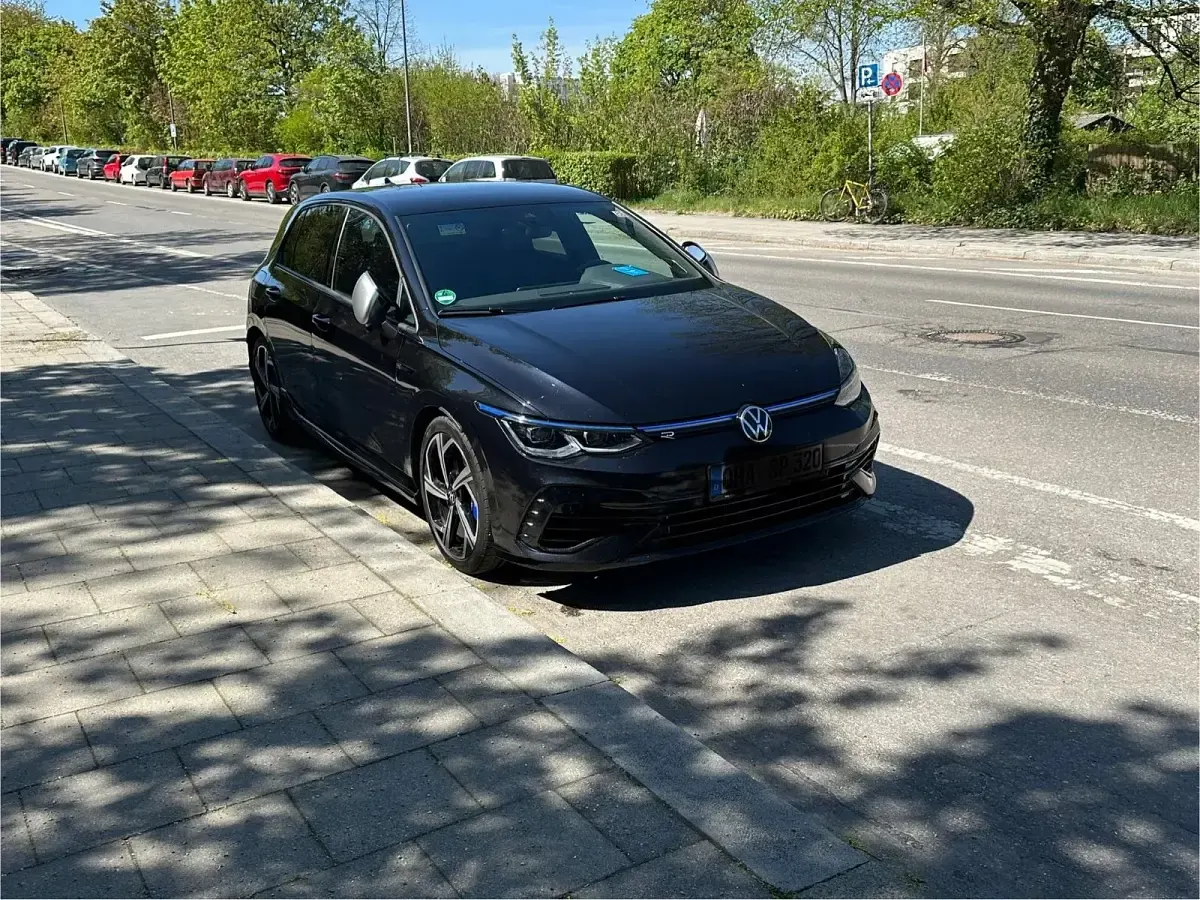 Gebraucht VW Golf VIII R 320 PS (235 kW) 2023 Schwarz Limousine