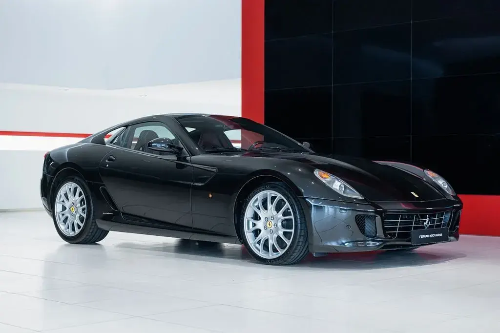 Second-hand Ferrari 599 620 CP (456 kW) 2007 Negru Coupe
