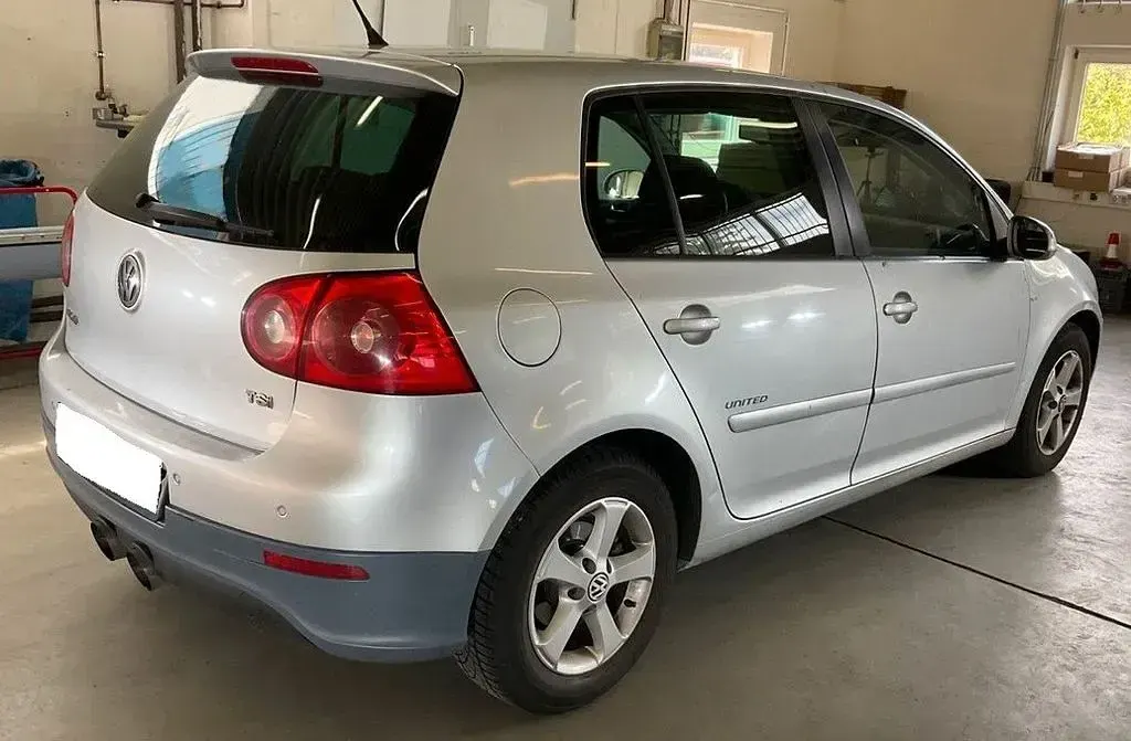 Gebraucht VW Golf VI 122 PS (89 kW) 2009 Silber Kleinwagen