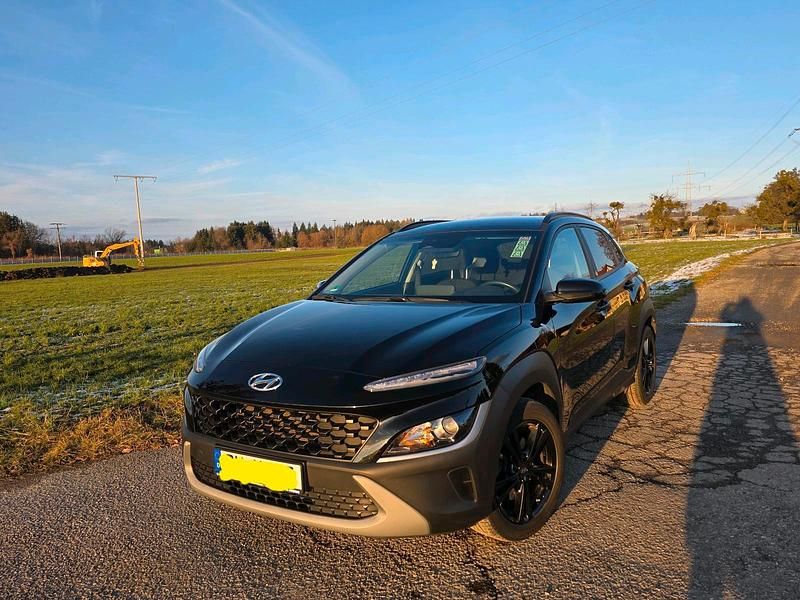 Schwarz Gebraucht 2022 Hyundai Kona SUV | 14.500 € (Superpreis) - Bild 1/4