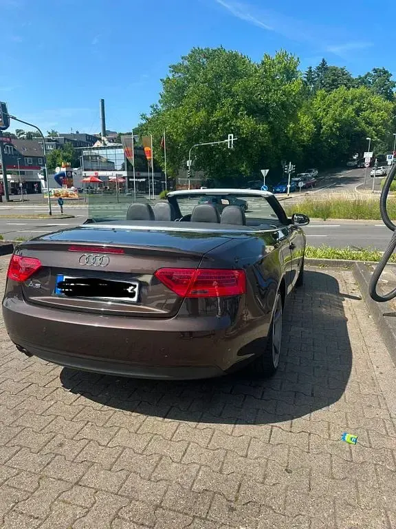 Gebraucht Audi A5 Cabriolet 177 PS (130 kW) 2012 Braun Cabrio