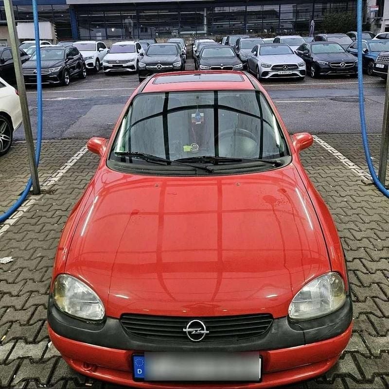 Gebraucht Opel Corsa 69 PS (50 kW) 2000 Limousine
