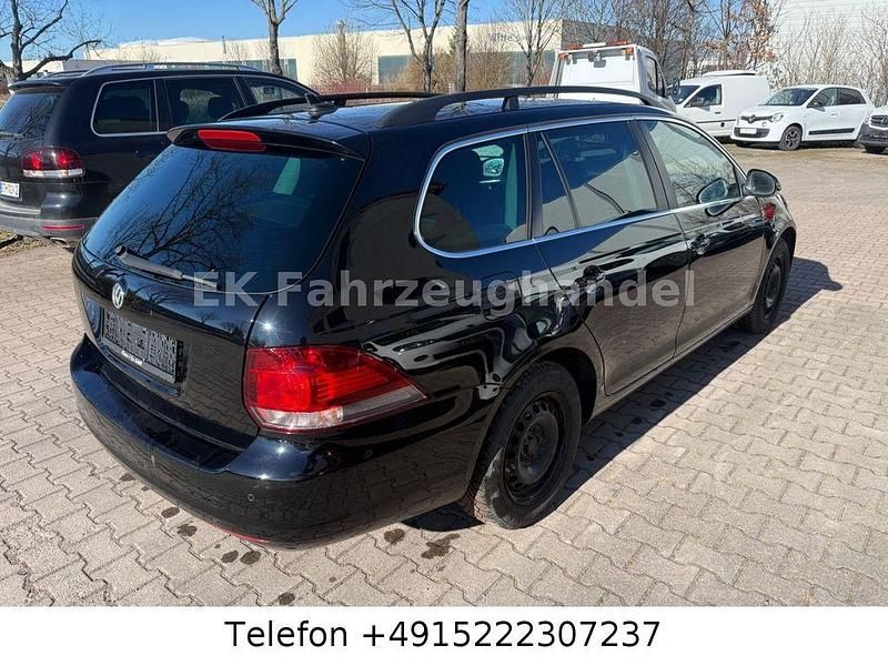 Gebraucht VW Golf VI Comfortline 105 PS (77 kW) 2011 Schwarz Kleinwagen