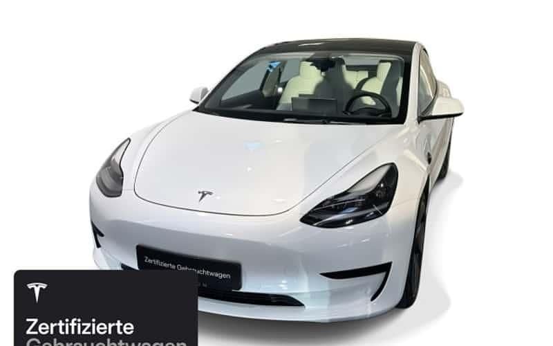 Weiß Gebraucht 2021 Tesla Model 3 RWD Limousine | 26.200 € (Fairer Preis) - Bild 1/4