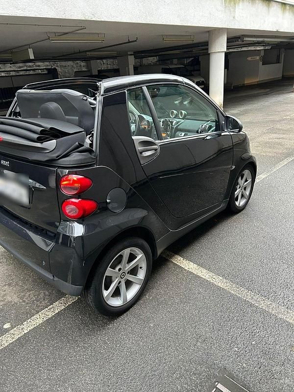 Gebraucht Smart ForTwo Cabrio 85 PS (62 kW) 2008 Schwarz Cabrio