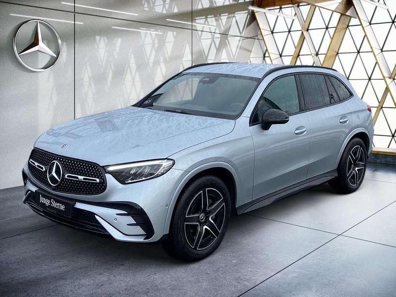 Gebraucht Mercedes GLC300 AMG 269 PS (197 kW) 2025 Silber SUV