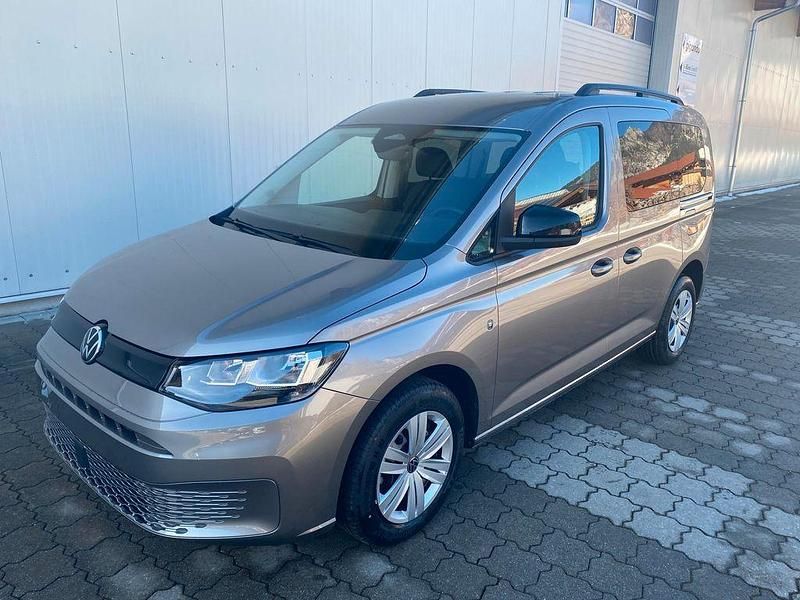 Neu VW Caddy 116 PS (85 kW) 2026 Beige Van / Kleinbus