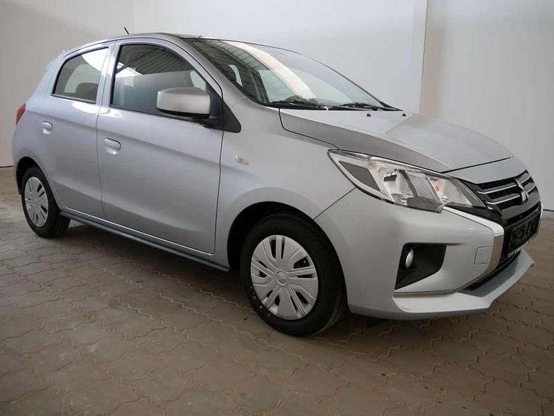 Gebraucht Mitsubishi Space Star Select 71 PS (52 kW) 2025 Coolsilber Limousine