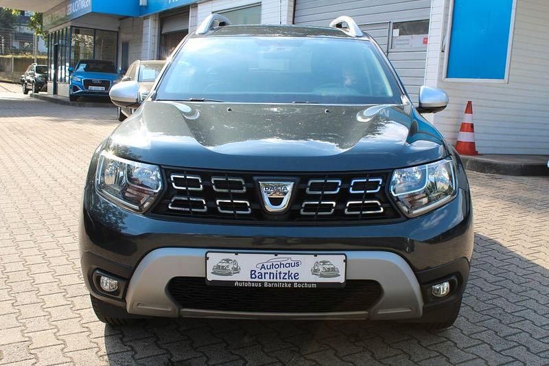 Gebraucht Dacia Duster Anniversary 131 PS (96 kW) 2019 Grau SUV
