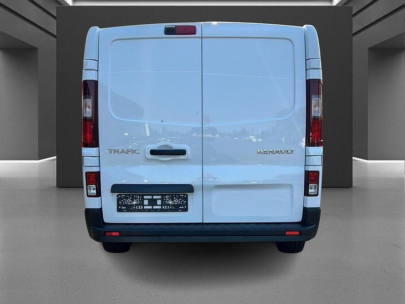 Neu Renault Trafic 150 PS (110 kW) 2025 369 weiã Van / Kleinbus