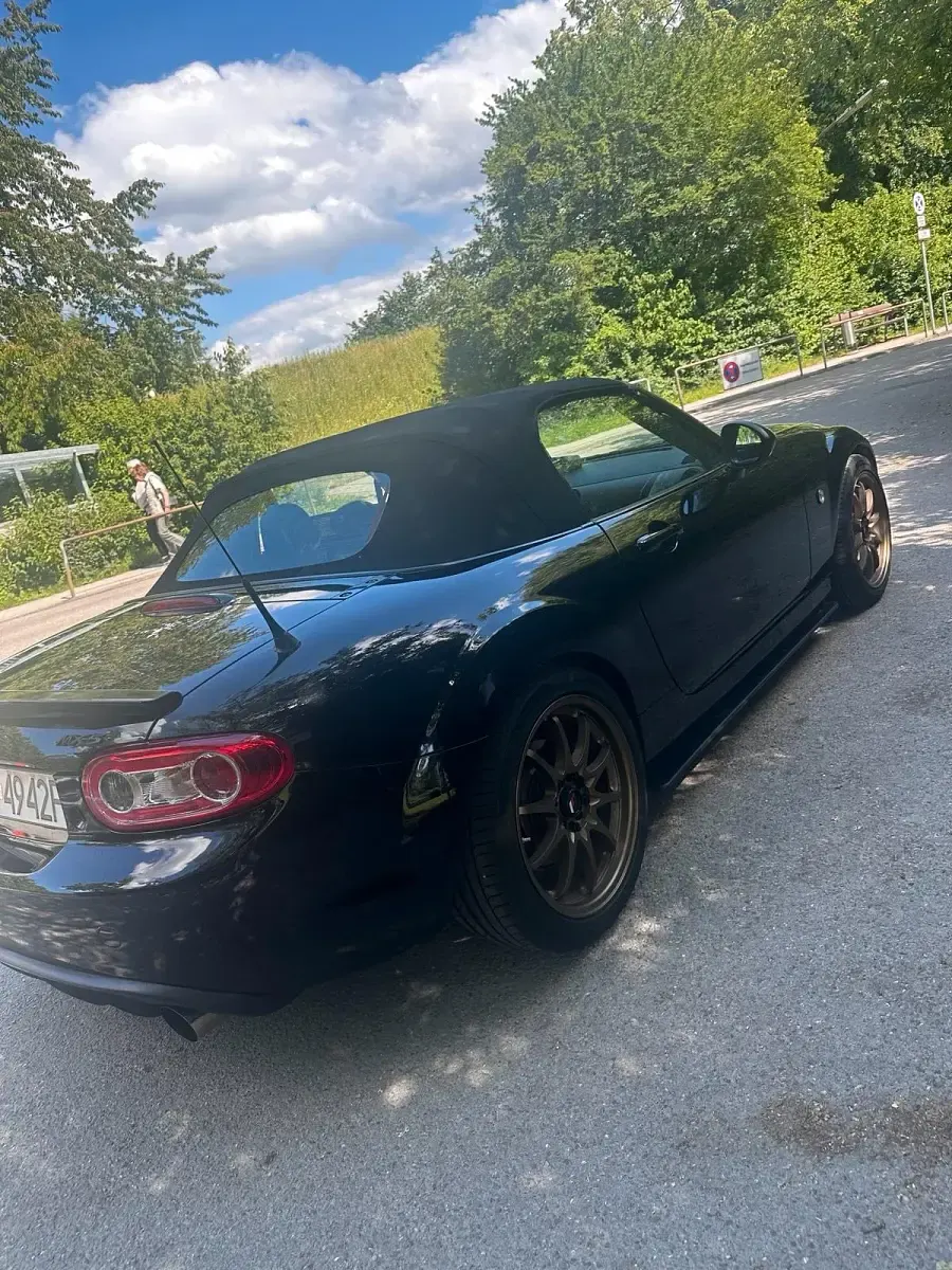 Gebraucht Mazda MX5 180 PS (132 kW) 2011 Schwarz Cabrio