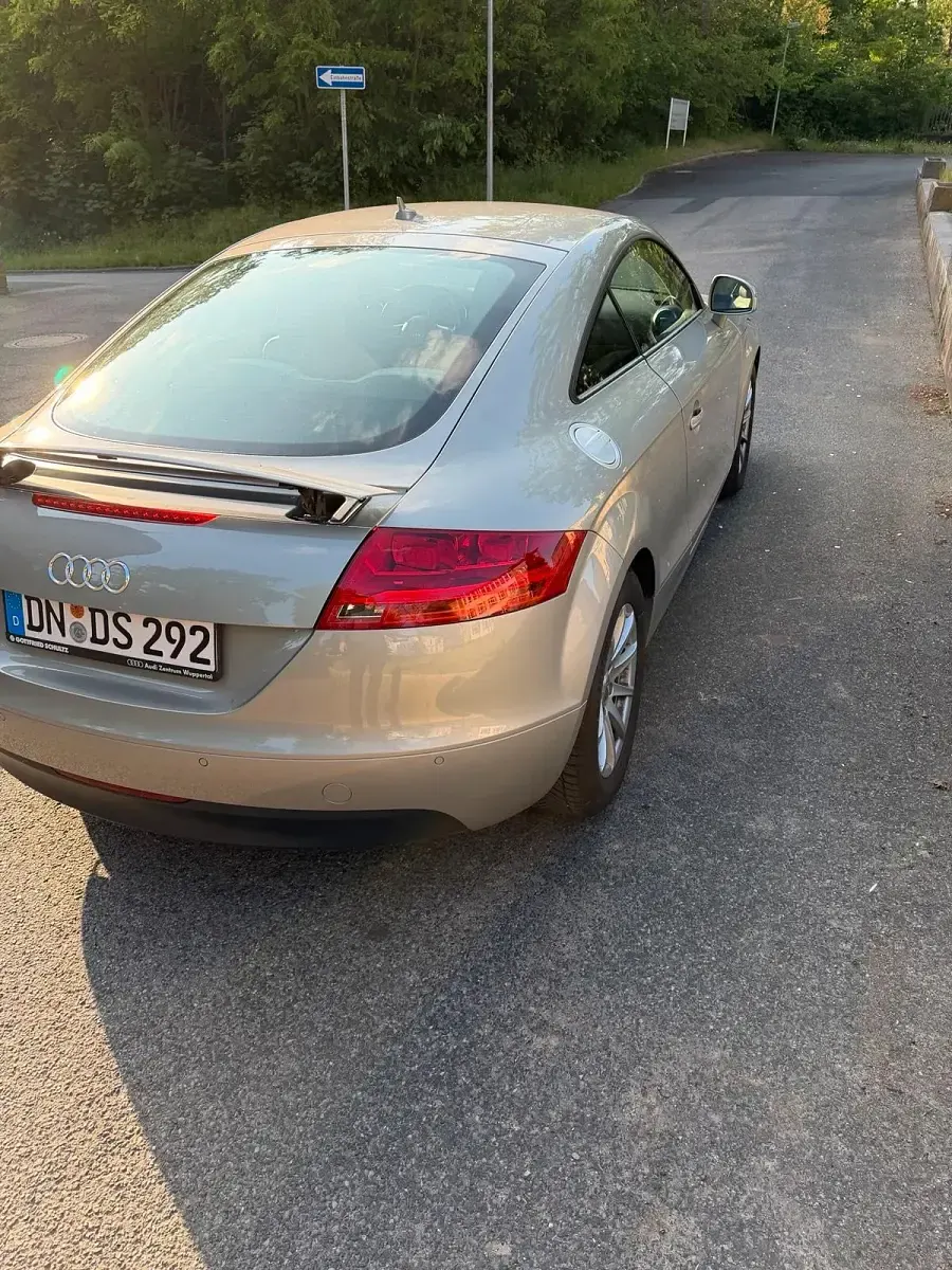 Gebraucht Audi TT 160 PS (117 kW) 2009 Silber Coupé