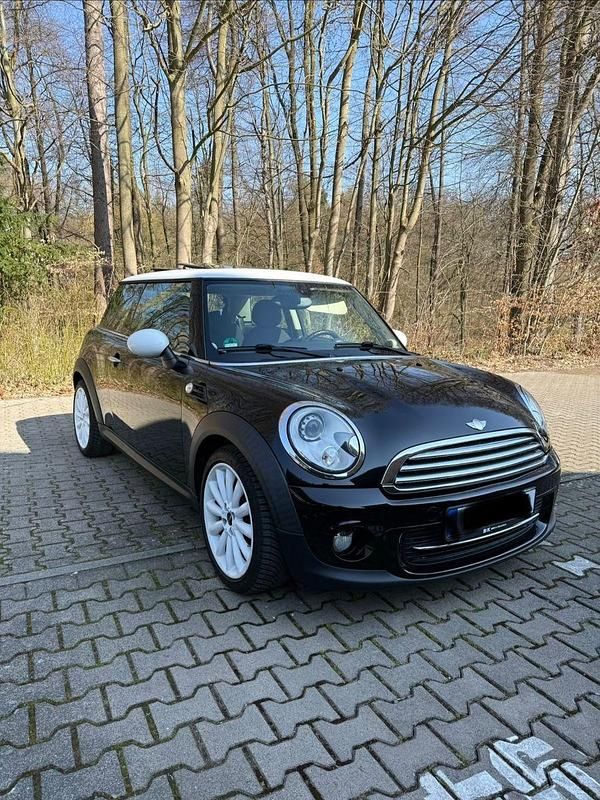 Second-hand Mini Cooper 122 CP (89 kW) 2011 Negru Hatchback