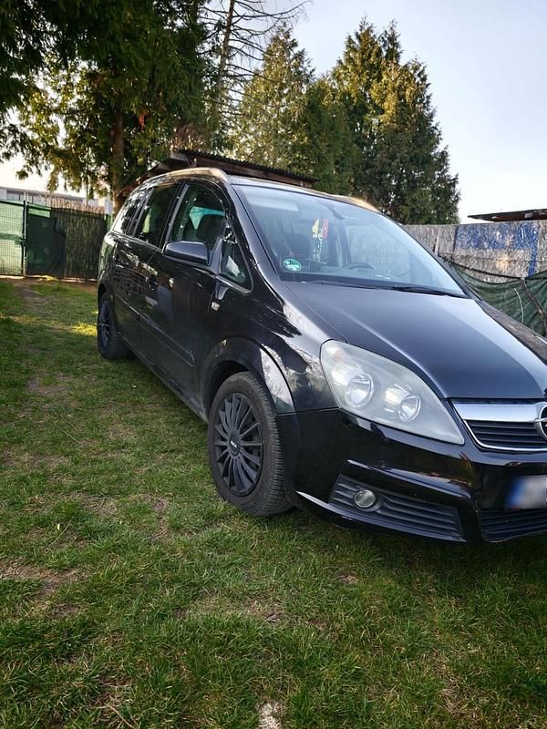 Gebraucht Opel Zafira 140 PS (102 kW) 2007 Schwarz Van / Kleinbus