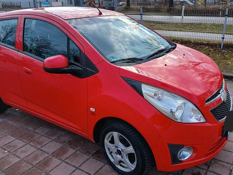 Gebraucht Chevrolet Spark LS 68 PS (50 kW) 2012 Rot Kleinwagen
