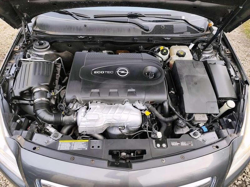 Gebraucht Opel Insignia Edition 131 PS (96 kW) 2009 Grau Limousine