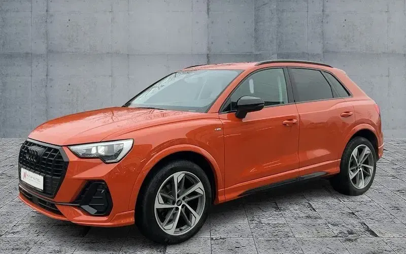 Gebraucht Audi Q3 S-Line 150 PS (110 kW) 2023 Pulsorange SUV