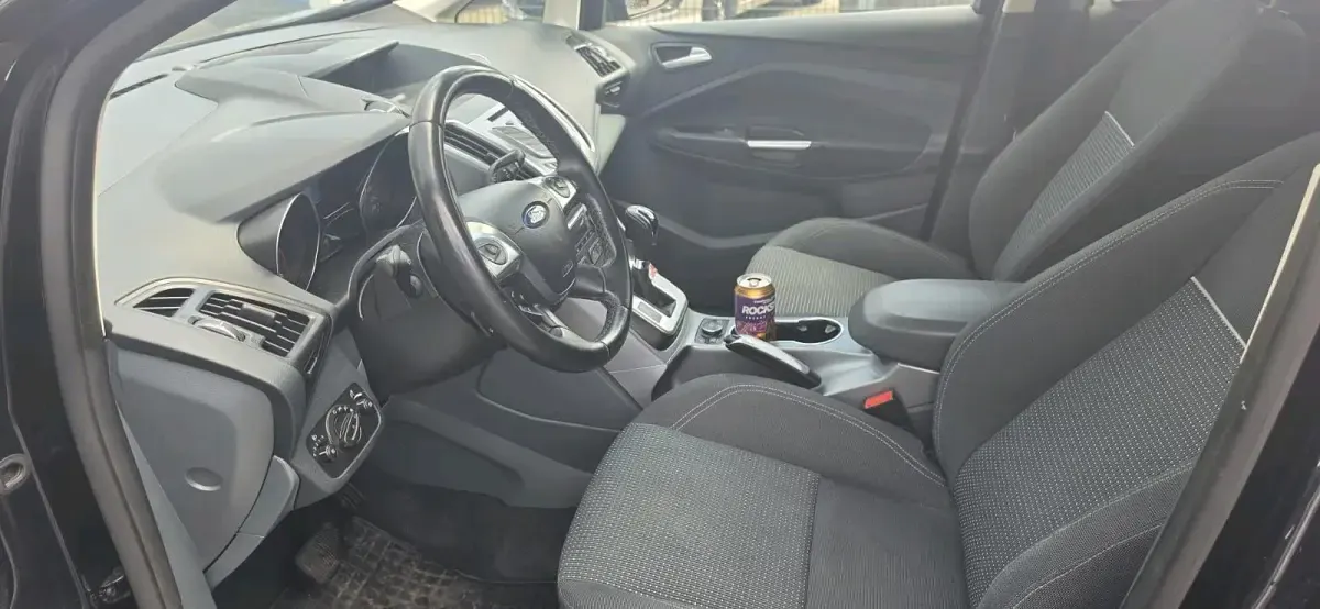 Gebraucht Ford C-MAX 115 PS (84 kW) 2013 Schwarz Van / Kleinbus