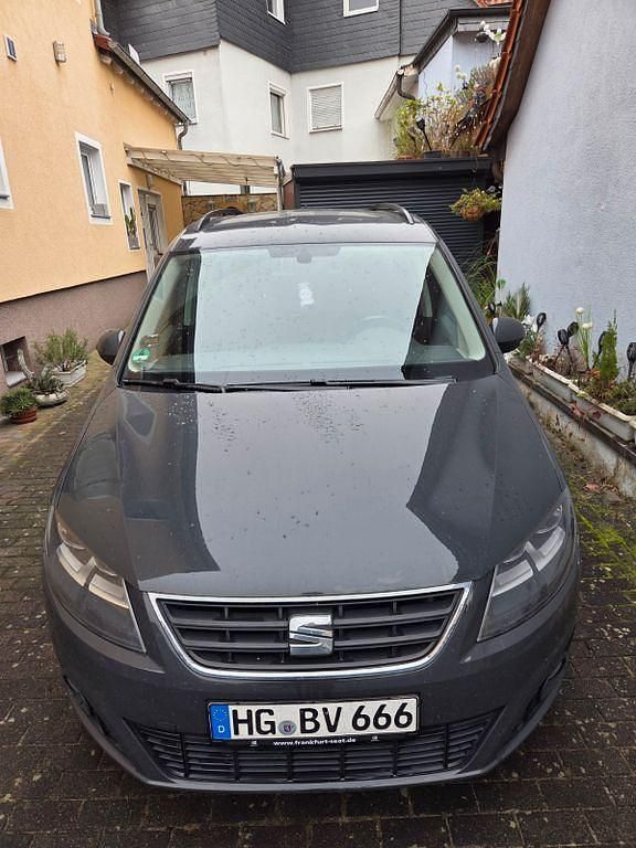 Gebraucht 2016 Seat Alhambra Ecomotive Van / Kleinbus | 11.900 € (Superpreis) - Bild 1/4
